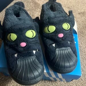 Limited edition adidas Simpsons Snowball shoes toddler size 7.5